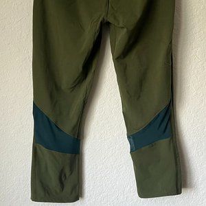 Workout Leggings (Under Armour)